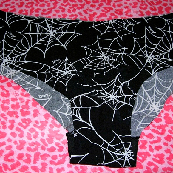PINK Victoria's Secret Other - 🕸🕷🕸Victorias Secret NO-SHOW CHEEKSTER PANTY